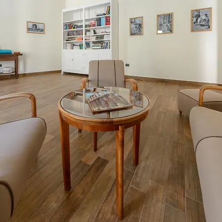 ベッド・アンド・ブレックファスト La Bifora オリアストロ・チレント