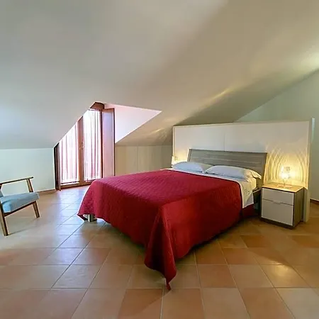 La Bifora 3* Ogliastro Cilento